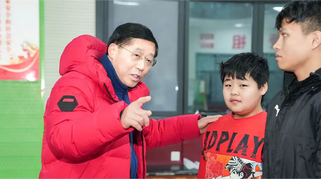 在比赛中展