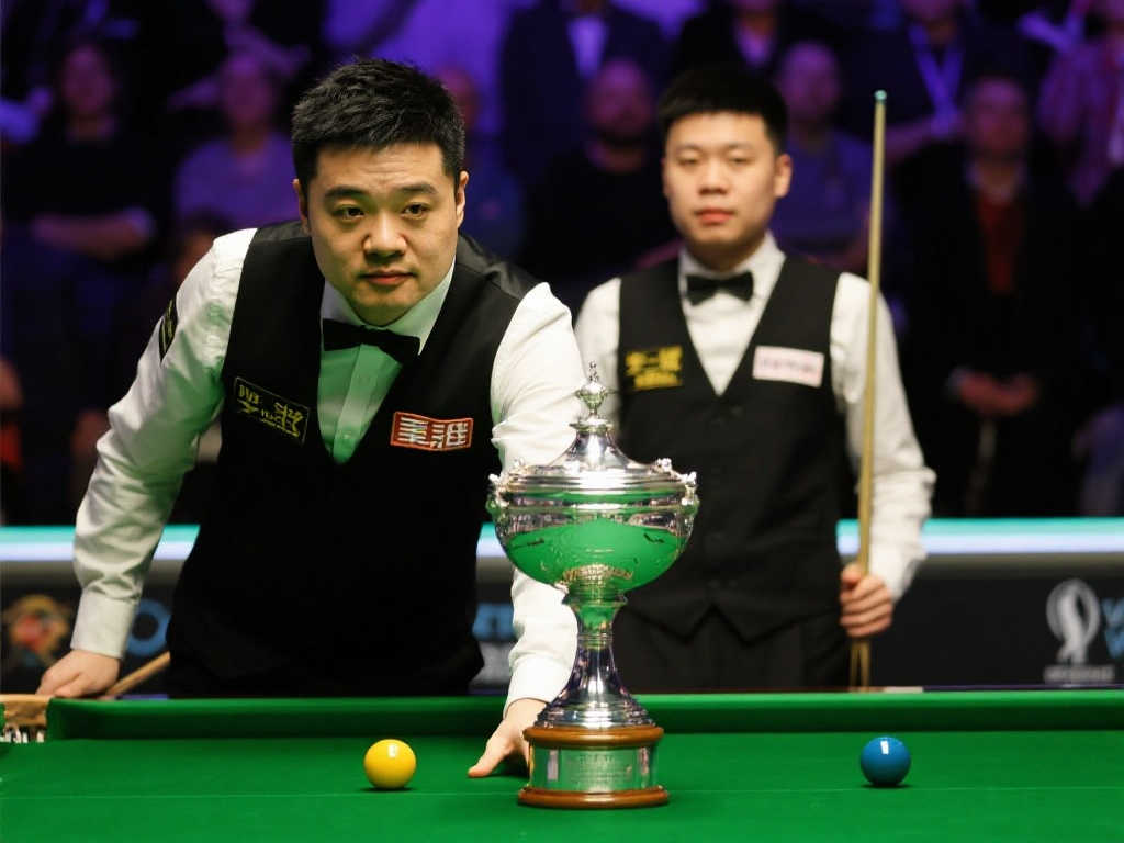 前困境中的 前困境中的